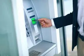 レイクの無人契約機での契約は簡単｜その日のうちに借りられるって本当？ [PR]