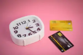 レイクの審査時間はどれくらいかかる？早く結果を知る秘訣は？ [PR]