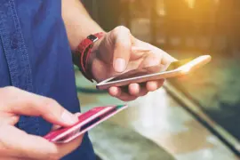 レイクの審査状況は確認できる？長い理由はなぜ？ [PR]