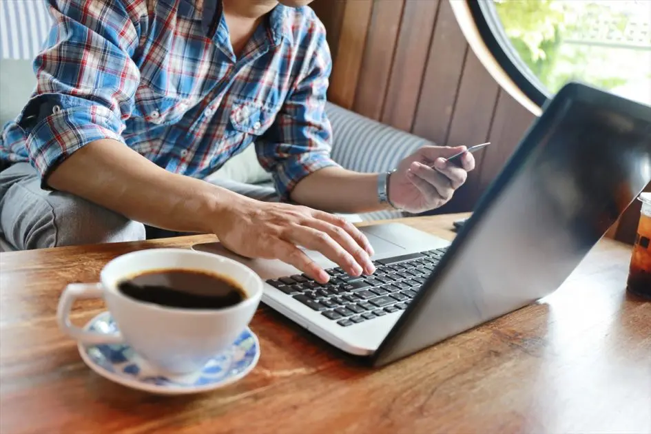レイクの審査に落ちた人は他社で借りられる？落ちやすい人や再申込時の対策を紹介 [PR]