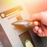 ã¬ã¤ã¯ãå©ç¨ã§ããææºATMã¨ã¯ï¼ ä½¿ãæ¹ãä¾¿å©ãªæ©è½ãç´¹ä» [PR]