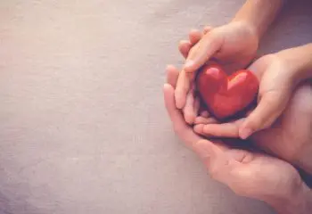 持病や手術を受けたことがあっても加入しやすい保険ってありますか？