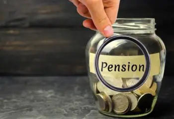 知人が「わが家の夫婦は歳の差があるから加給年金がもらえるのよ」これって本当？