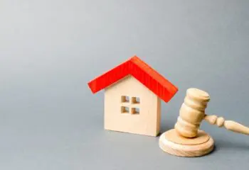 確定申告を忘れずに。自宅相続の注意点とは？