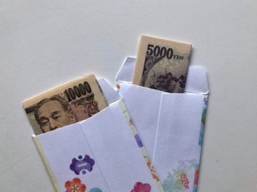 小学生に1万円は高い？お年玉はいくらが妥当なのか。お年玉にまつわるトラブルも発覚？