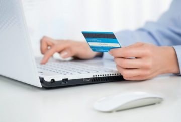 クレジットカードを不正利用された時にすぐやるべきこと