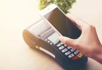 話題のスマホ決済、性別・年代別の利用状況って？もっとも利用率が高いのは50代男性だった？