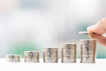 あと5万円ほしい・・本業以外で稼ぐ事に企業はどう考えているのか