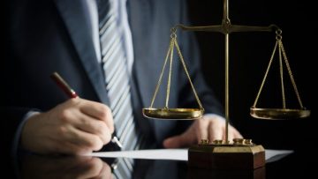 法廷相続情報証明制度ってどのようなケースで使えば良い？