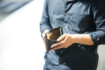 サラリーマンのお小遣いはここ40年でどう変化しているか？