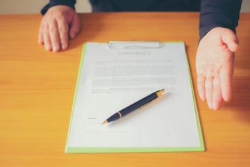両親が相次いで亡くなってしまった。遺産分割協議は、相続税はどうなる？