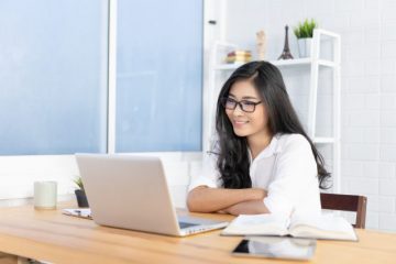 子どもの6割以上が塾や通信教育を受講している。半数以上が映像授業でもOK