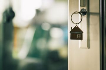 親の自宅を住宅ローンごと、生前に引き受ける2つの方法とは？