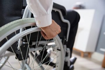 病気やけがで働けなくなった…。そんな場合の生活補償とは？