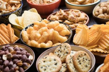 半数以上はスナック菓子を週1以上食べている？どんな味が人気？平均支出額は？
