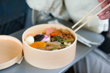 あの有名商品にこんなバージョンがあった！ 駅弁の容器にも見られる環境配慮の流れとは？