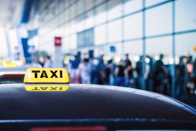 実はタクシー料金が値上がりしていた！みんなはどれくらいタクシーを使ってる？