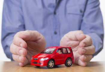 自動車保険の保険料を抑えるコツって？