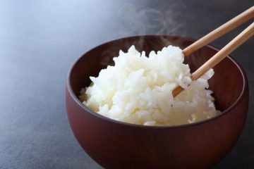 みんなはごはんのおともに何を食べているの？ダントツで人気の食材とは