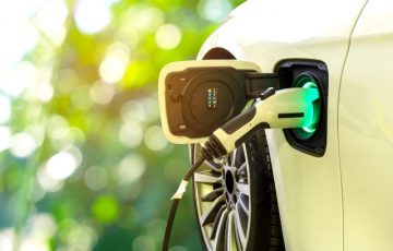 電気自動車（EV）のメリット、デメリットとは？