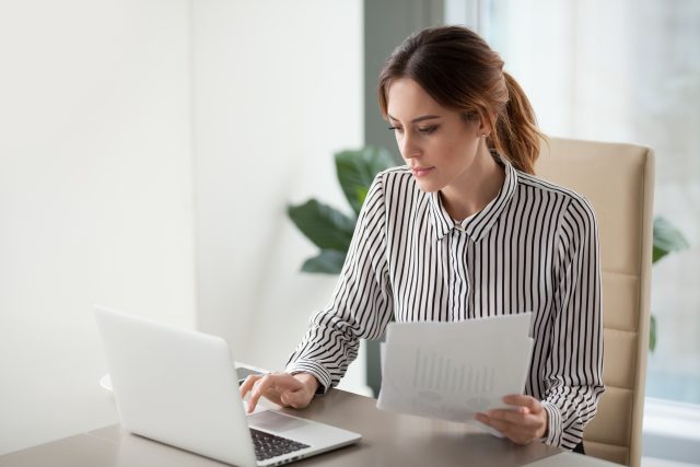 年末調整をした会社員が、確定申告をしてさらにお金が戻るケースとは？