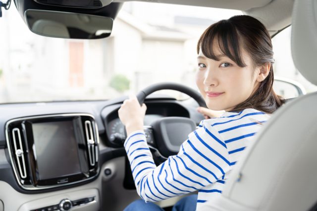 自家用車に毎年かかる税金はどれくらい？