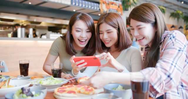 「グルメモニター」はお得に外食できるだけじゃないの？ポイ活もできるって本当!?