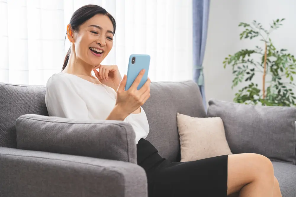 【固定費削減】格安SIMに切り替えれば「年間6万4000円」安くなる？ メリット・デメリットも解説
