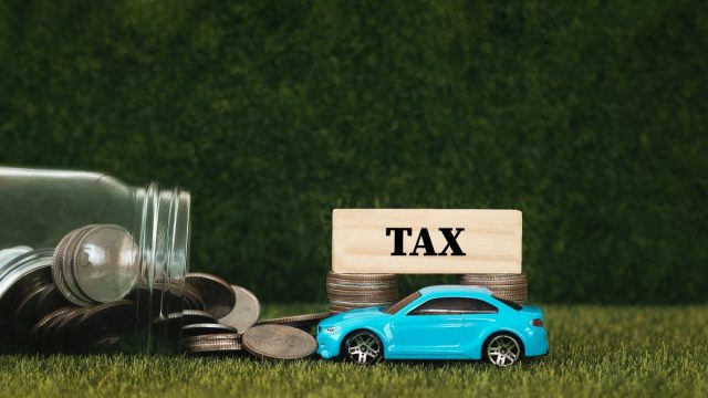 車を手放したのに「自動車税」の納税通知が！ 放置すると「差し押さえ」に!? 理由や対処方法を解説