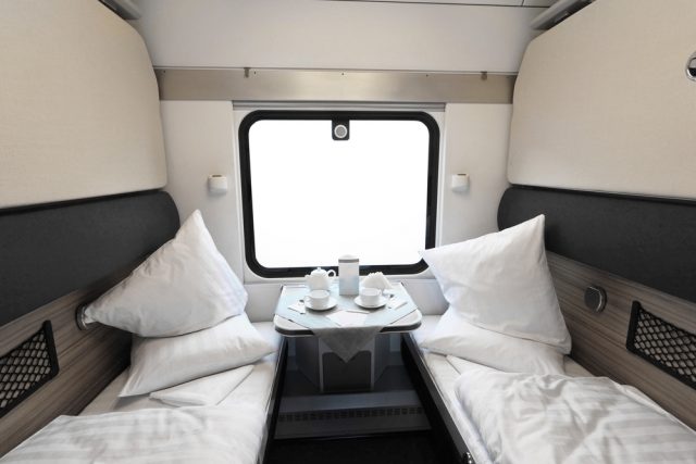 「一度は乗ってみたい」豪華三大寝台列車！気になるサービスや料金とは？