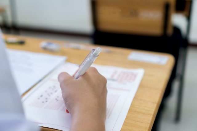 大学の一般入試の平均受験数はどれくらい？ 推薦で合格すれば教育資金はどのくらい節約できる？