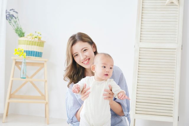 ひとり親で生活が苦しい… 親の就職と子どもの教育資金をサポートしてくれる制度とは？