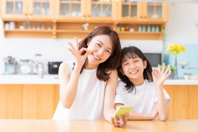 学校生活に慣れてきた子どもに「スマホを持たせたい」人必見！格安でキッズ携帯を契約する方法