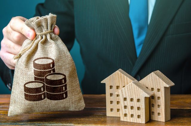 実は税金を払いすぎてるかも？「住民税決定通知書」でチェックすべきポイントとは？