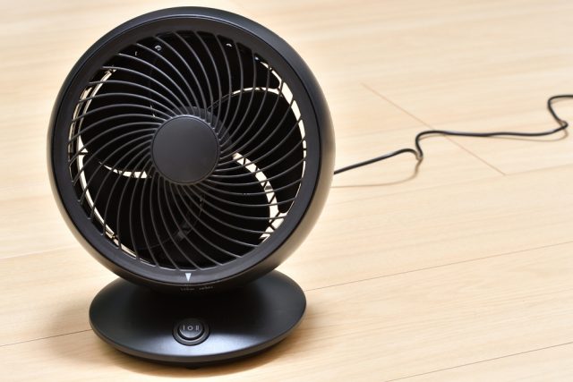 サーキュレーターを一日中「つけっぱなし」の場合、電気代はどれくらいかかる？