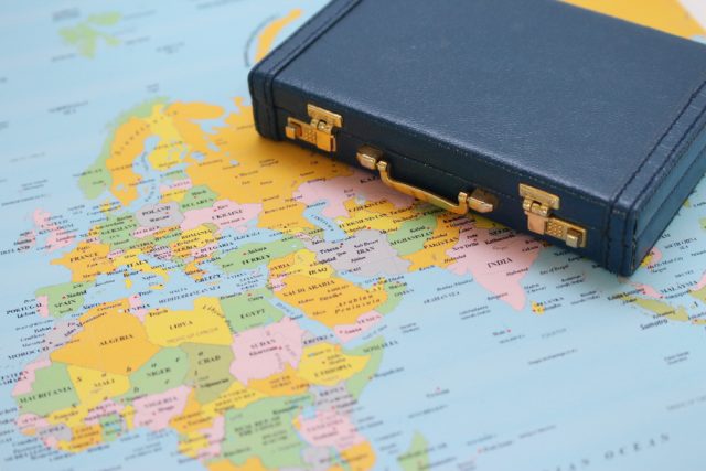 海外で働く際に必要!? 「納税管理人」って何？ 誰に頼める？