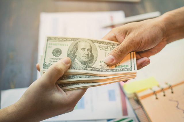 知り合いから「お金を貸してほしい」と言われました。貸すのであればしておいた方がよいことはありますか？