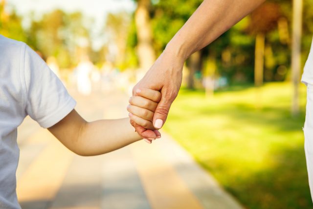 「児童手当を18歳に延ばすなら扶養控除の方がマシ！」ってどういう意味？ 分かりやすく解説