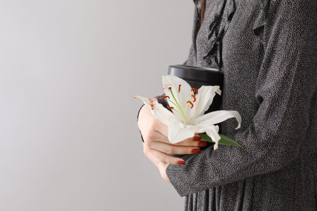 繰上げ受給をしていた人がなくなった。遺族が受け取る年金額ってどうなる?