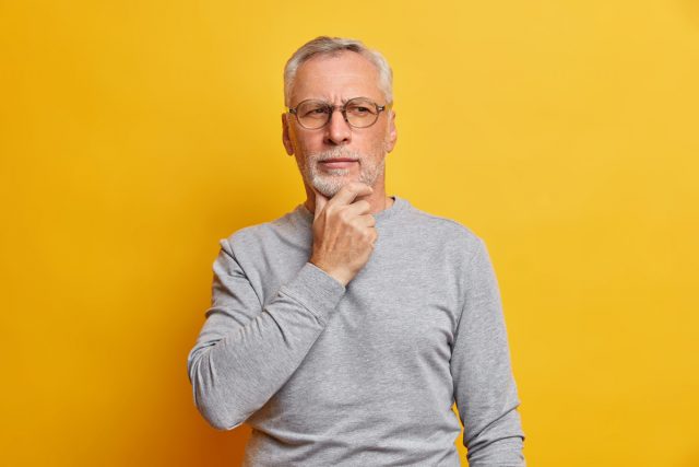 50代で届く「ねんきん定期便」はこれまでと違う？ 見るべきポイントと注意点を解説