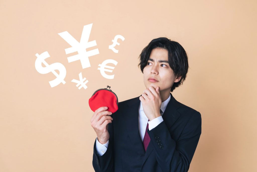 学生時代の2年間に年金保険料の納付猶予を受けたけど、追納したら受給額はどれくらい増えるの?