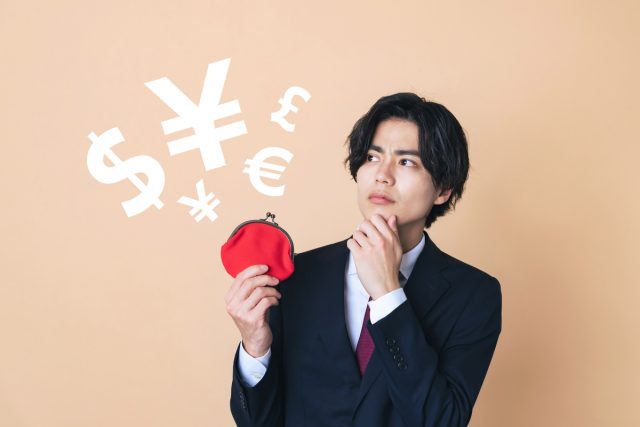 学生時代の2年間に年金保険料の納付猶予を受けたけど、追納したら受給額はどれくらい増えるの？