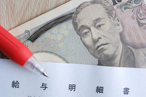 年収1000万円を超える人は全体の何割ぐらいいますか？どのような職業が多いのでしょうか？