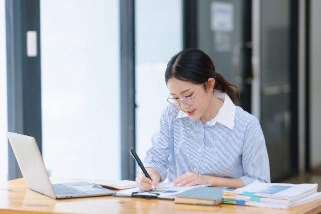 【社会保険拡大へ】10月以降も、絶対に“夫の扶養”を抜けたくありません。時給1200円の場合、勤務量はどれくらいに抑えたら良いのでしょうか…？