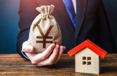 住宅ローンの事前審査で2000万円が上限だろうと判断されました。借入金額を増やす方法はありますか？