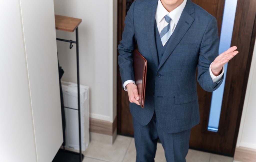 頻繁に来る「ガス会社の訪問営業」。安いので契約を検討しているのですが、提案が怪しいか判断する方法はありますか?