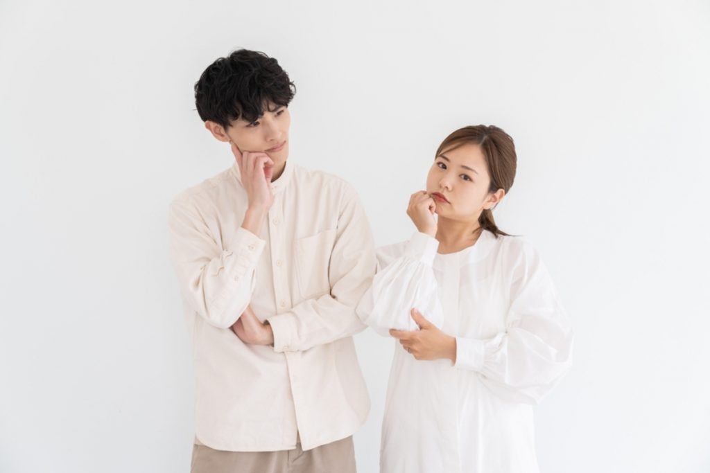 30代夫婦共働きで世帯年収500万円は「低年収」ですか?子どもを持つことすら今の収入では厳しいでしょうか?