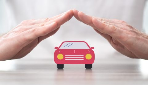 免許を取得したばかりですが、自動車保険の見積もりが「20万円」を超えました。ネット広告では「3万円」と見かけましたが、なぜこれほど違うのでしょうか？