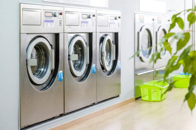 郊外でも「コインランドリー」を見かけます。そんなに儲かるものなのでしょうか？水道代・電気代も結構かかりますよね？