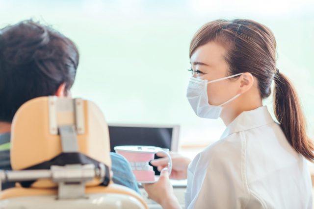 定期的な歯科検診が健康寿命に影響するって本当？検診費用はいくらかかる？